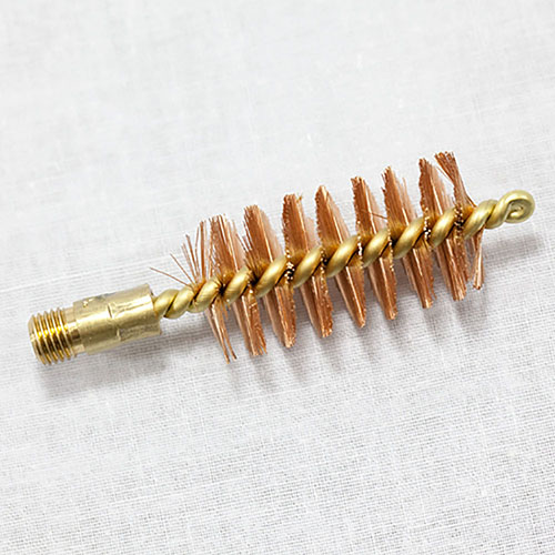 Tiptonin pronssiset bore brushit ovat välttämättömiä aseiden puhdistuksessa. Laadukkaat harjat kaikille kaliibereille, myös 28 gauge, 3 kpl pakkaus.