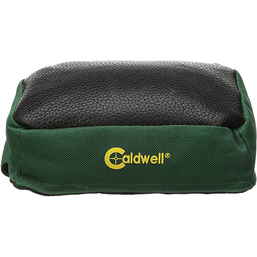 Caldwell Bench Accessory Bag No. 3 yhdistää korkealaatuisen nahkan ja polyesterin, tarjoten turvallisen tuen ja nopean asennuksen useimmille etutukille.