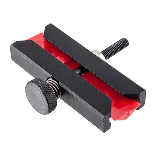 V3 Pic Rail Adapter mahdollistaa MagnetoSpeed V3:n käytön useimmissa pistooleissa ja lyhyissä kivääreissä, nopea asennus ja kestävä rakenne takaavat luotettavan suorituskyvyn.