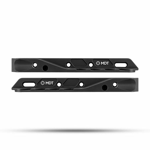 MDT M-LOK Baker Wings tarjoavat lisää vakautta ampumassa epävakaista asennoista, parantaen hallintaa ja tarjoamalla leveämmän kosketuspinnan.