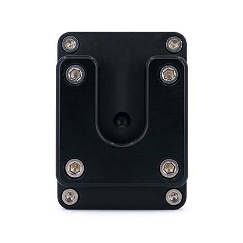 OBI Clamp Lock on kestävä ja monipuolinen kiinnitysratkaisu, joka varmistaa varusteiden turvallisen kiinnittämisen reppuun tai vyöhön.