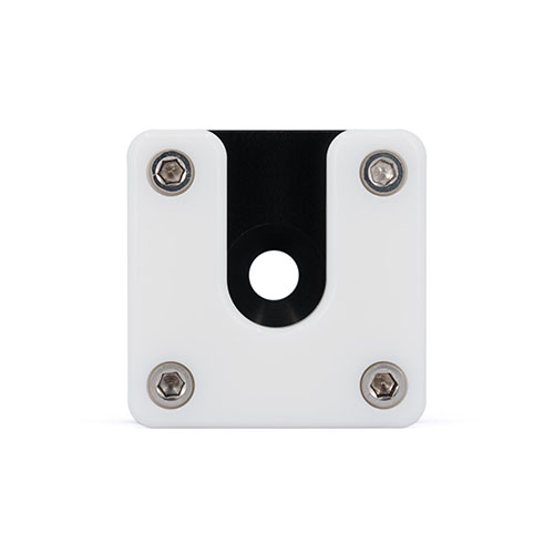 OBI Camera Lock on kompakti ja monipuolinen kiinnitysratkaisu, joka mahdollistaa kameran, kiikarin tai jalustan turvallisen ja kätevän kiinnittämisen.