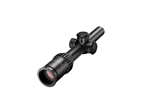 1–8x24 PM II ShortDot Dual CC tarjoaa erinomaisen monikäyttöisyyden ja tarkkuuden, täydellinen valinta ampumiseen eri etäisyyksillä.