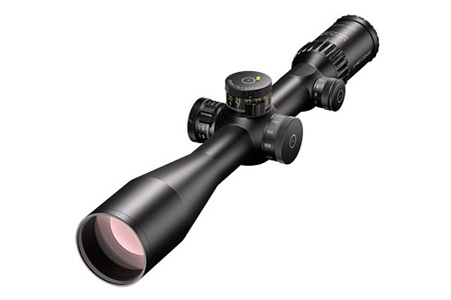 SCHMIDT U. BENDER 5–45x56 PM II High Power tarjoaa huipputason tarkkuuden ja monipuolisuuden, täydellinen valinta vaativille ampujille.
