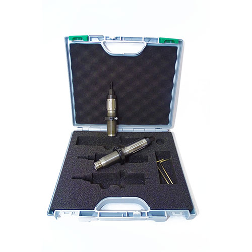 .308 Winchester Allgäu Series Die Set sisältää täysikokoisen ja Bench Rest -istutuskuulan, toimitetaan premium-kotelossa, erinomainen hinta-laatusuhde.