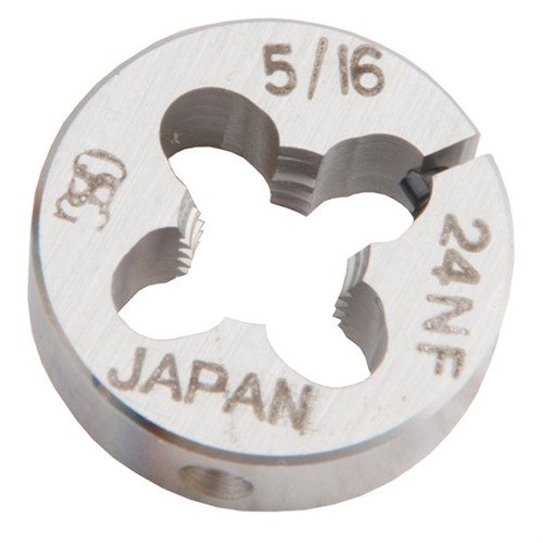 Brownells Bolt Knob Die 5/16-24 mahdollistaa tarkat kierteet bolt-handleille, mahdollistaen aftermarket-bolt-knobien asennuksen ja parantaen ergonomiaa.