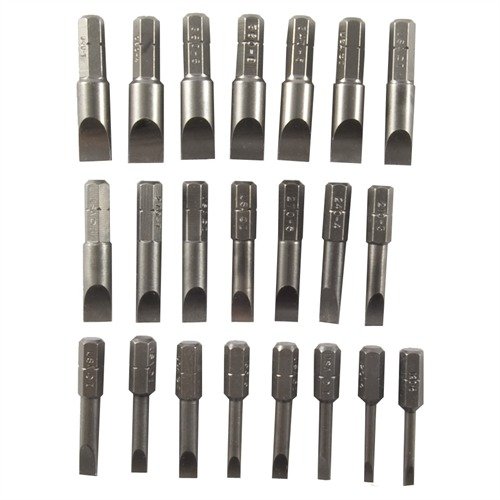 Brownells Magna-Tip® Super Set Add-On Pak laajentaa työkalujasi 22 lisäbitillä, jotka tarjoavat tarkkuutta ja kestävyyttä asehuollossa ja kokoamisessa.