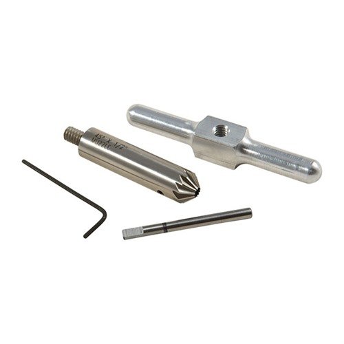 45° chamfering cutter poistaa terävät reunat kiväärin ja käsipyssyn suista, nopeuttaen revolverin sylinterin täyttöä. Mukana leikkuri, kahva ja yksi pilot.