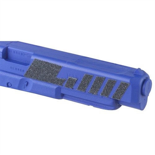 INSTA GRIP -teipillä parannat otetta aseissasi. Leikkaa, kuori ja kiinnitä pistooleihin, kivääreihin ja haulikoihin. Saatavilla medium ja heavy tekstuureilla.