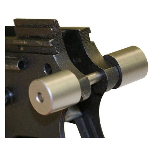 1911 Beavertail -asennusjigi helpottaa Ed Brownin Beavertail Safety -turvamekanismin asennusta tarkasti ja turvallisesti. Mukana ohjeet.