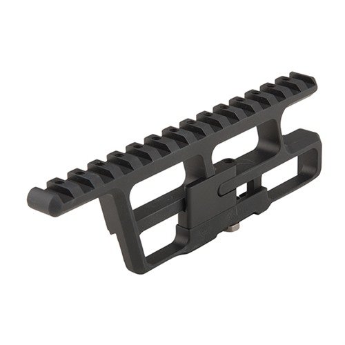 RS REGULATE AK47/AKM OPTIC MOUNT SYSTEM tarjoaa kevyen, muunneltavan alustan, joka mahdollistaa optiikan sijoittamisen täydellisesti ja säilyttää nollauksen.