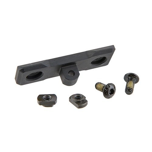 Magpul M-LOK Bipod Mount tarjoaa matalan profiilin ja kestävän kiinnityksen Harris-tyylisille bipodeille, varmistaen erinomaisen tuen ja vakauden.