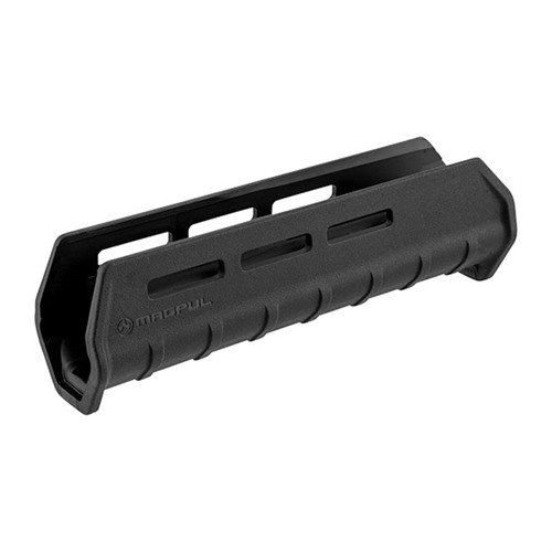 MOE M-LOK Forend Mossberg 590/590A1 tarjoaa kevyen, modulaarisen ja helposti asennettavan ratkaisun, joka parantaa aseen käsittelyä M-LOK lisävarusteiden avulla.