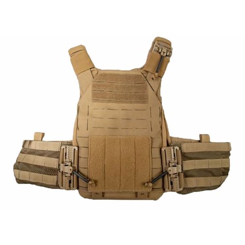 SMC Plate Carrier on kevyt ja taistelukelpoinen, jossa on säädettävät hihnat, MOLLE/PALS-webbing, hätävapautusklipsit ja mukautettavat taustapaneelit.
