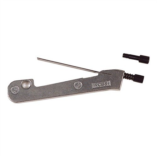 UNIVERSAL PRIMER ARM 2 mahdollistaa nopean ja tarkan primerin asennuksen. Mukana on adapterit suurille ja pienille patruunoille, vaihto käy alle 60 sekunnissa.