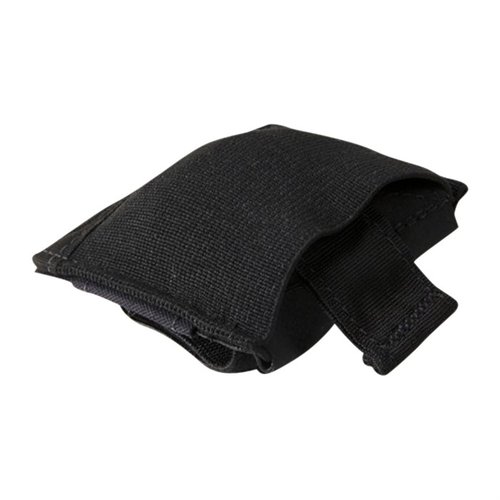 Blue Force Gear Ten-Speed Dump Pouch pitää jopa 10 AR-15 patruunaa, rullautuu pieneen pakettiin ja on helppo kiinnittää vyölle.