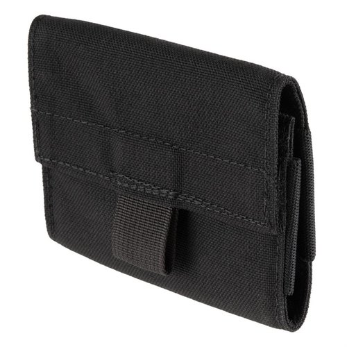 Hunter Ammo Wallet on kompakti ratkaisu, joka pitää 10 patruunaa turvassa. Kestävä 1000D Cordura nylon takaa luotettavuuden kaikilla metsästysretkillä.