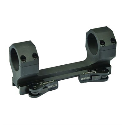 American Defense Delta Scope Mount on 6061-T6-alumiinista, kevyt ja kestävä, QD Auto Lock Lever -järjestelmä varmistaa tukevan kiinnityksen Picatinny-rautoihin.