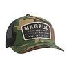 Magpul GO BANG TRUCKER HAT on klassinen, mukava ja kestävä kuuden paneelin lippalakki, jossa hengittävä mesh-tausta ja säädettävä snap back -kiinnitys.