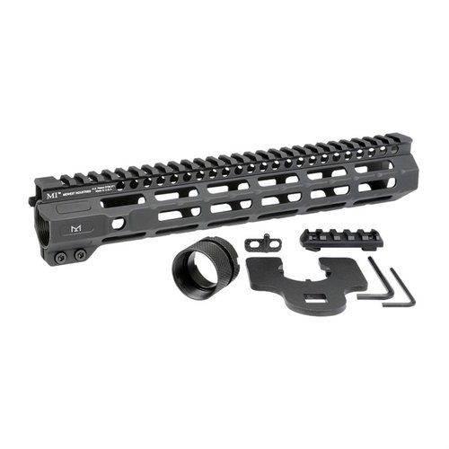 MIDWEST INDUSTRIES Combat M-LOK Rail Handguard tarjoaa monipuoliset M-LOK kiinnityspisteet, jatkuvan Picatinny-railin ja nopean irrotuksen sling-soketille.