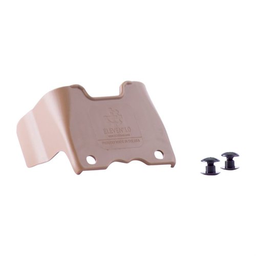 Eleven 10® RIGID TQ Case® Shirt Shield suojaa paitaa ja vartaloa, estää kulumista ja on helppo asentaa. Mukana kaikki tarvittavat kiinnikkeet.