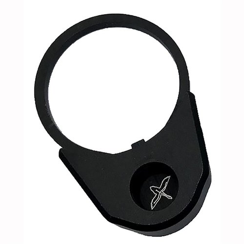 AR-15 end plate, jossa 3 QD-sling swivel -liitäntää, tarjoaa kestävän rakenteen ja mahdollistaa täyden varaston taittamisen ilman ongelmia.