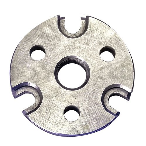 Lee Pro 1000 Shell Plate #11 tarjoaa joustavuutta kaliberin vaihtamiseen ja yhteensopivuuden Pro 1000 Primer Attachmentin kanssa, mikä parantaa latausprosessia.