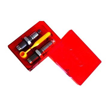 RIFLE 2 DIE SETS, 6.5/300 WSM PACESETTER tarjoaa täydellisen setin, joka sisältää Full Length Sizing Die, Bullet Seating Die ja ohjeet. Valmistettu teräksestä.