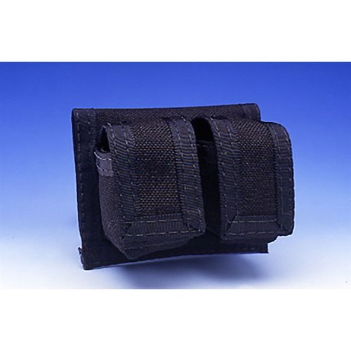 HKS CORDURA SPEEDLOADER CASES tarjoavat kestävän ja käytännöllisen ratkaisun lippaisiin, suojaten niitä kuljetuksen aikana ja helpottaen nopeaa lataamista.