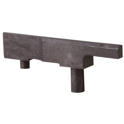 EGW 1911 EXTENDED EJECTOR on kovametallista valmistettu, pitkät päät tarkkaa sovitusta varten. Säädä ejection kulma ja poista ylimääräinen metalli liukupinnasta.