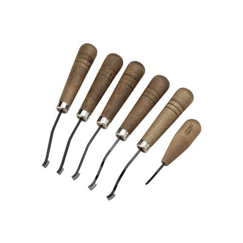 CAMP PERRY CHECKERING SET tarjoaa kaiken tarvittavan checkering-työhön, sisältäen kuusi työkalua, joilla voit luoda monimutkaisista yksinkertaisiin kuvioihin.