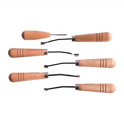 CAMP PERRY CHECKERING SET tarjoaa täydellisen työkalupaketin kaikille checkering-töille, sisältäen laadukkaat työkalut ja ohjeet monimutkaisista kuvioista.