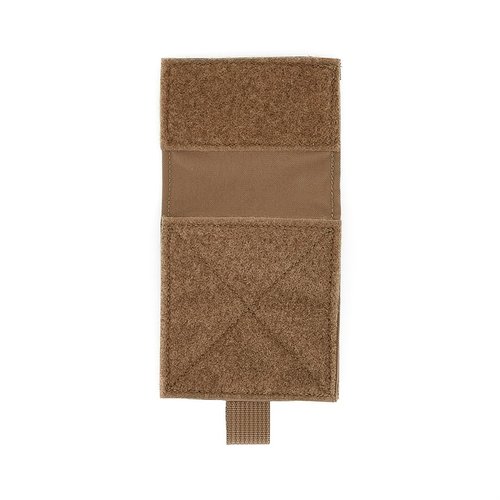 MICRO FIGHT HALF FLAP tarjoaa laajentuneet kantovaihtoehdot Spiritus Systems Pistol Magazine Inserts -lisäosien kanssa, helppo kiinnittää ja käyttää.