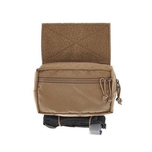 SACK POUCH MK3 on monipuolinen taktinen fanny pack, jossa on puolivälin vetoketju, säädettävät elastiset lenkit ja Velcro-kiinnitys, täydellinen varusteiden kuljetukseen.