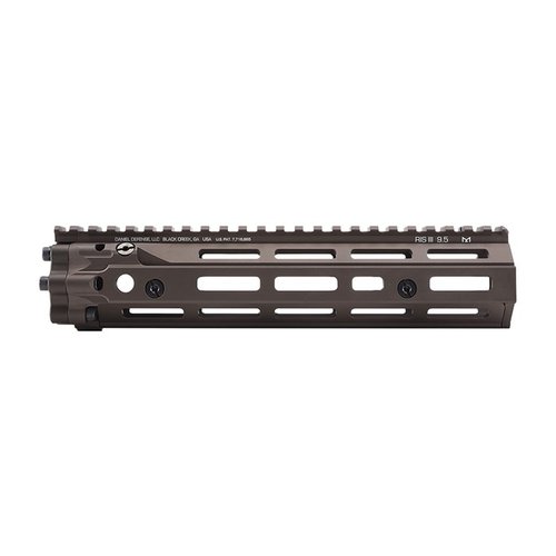 Daniel Defense RIS III - kevyt ja kestävä M-LOK-ystävällinen käsikahva, joka tarjoaa tarkkuutta ja monipuolisuutta sekä yhteensopivuuden RIS II:n kanssa.