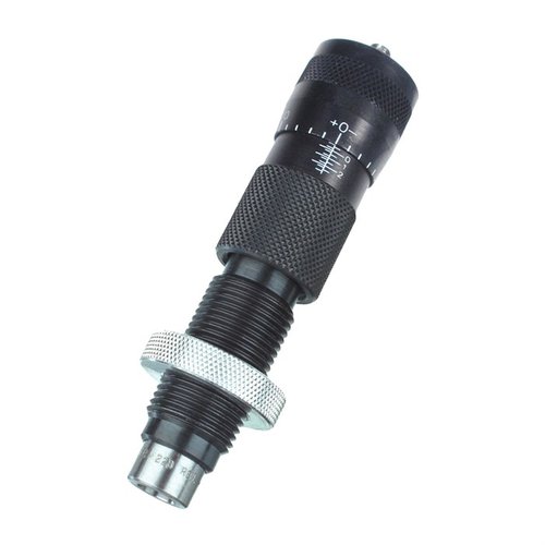 Forster Ultra Micrometer Seater Die tarjoaa tarkkaa patruunan syvyyden säätöä 0.0005 tuuman välein, mikä helpottaa luotien hienosäätöä ja vaihtoa.