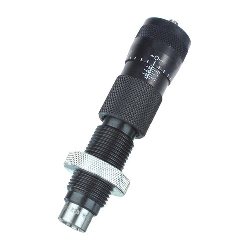 Forster Ultra Micrometer Seater Die tarjoaa tarkkaa säätöä .0005 tuuman välein, mikä helpottaa patruunoiden hienosäätöä ja vaihtamista.