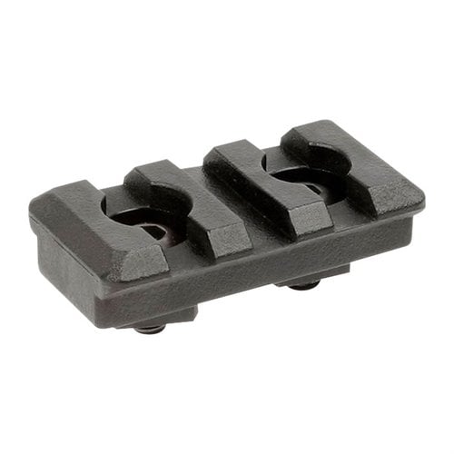 Midwest Industriesin M-LOK polymer lisäraidat ovat saatavilla kolmessa koossa: 3 Slot, 5 Slot ja 7 Slot. Korkealuokkainen polymeerirakenne, M-LOK™ kiinnitysruuvit mukana.