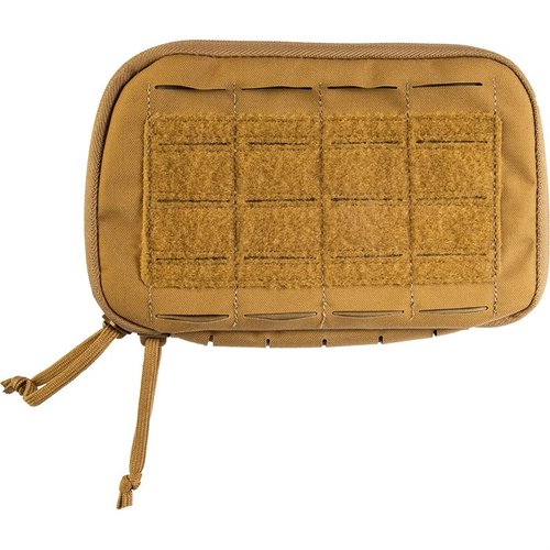 Grey Ghost Gearin Admin Enhanced Thin Pouch on ohut, kevyt ja kestävä, varustettu modulaarisella verkkopinnalla ja useilla säilytysleikkauksilla.