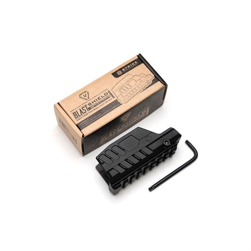 Strike Modular Chassis (SMC) - ALPHA (Hyper) Blast Shield suojaa sormiasi, ohjaa äänen eteenpäin, ja tarjoaa lisää Picatinny-rautaa lisävarusteille.