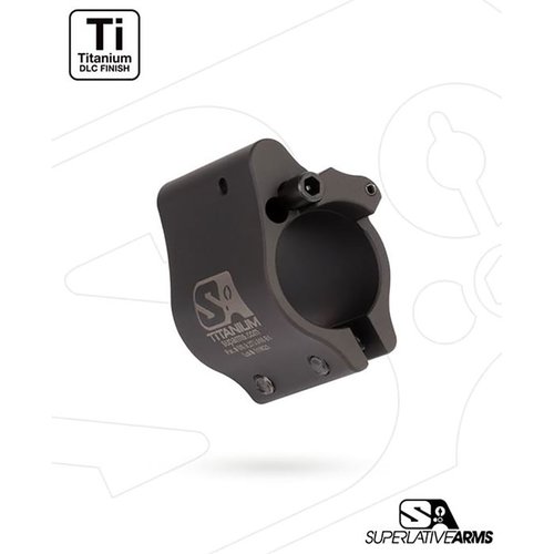 Superlative Arms AR-15 Clamp On Adjustable Gas Block vähentää kaasu- ja painehävikkiä, parantaa puhtautta ja jäähdytystä sekä vähentää takaisinpotkua.