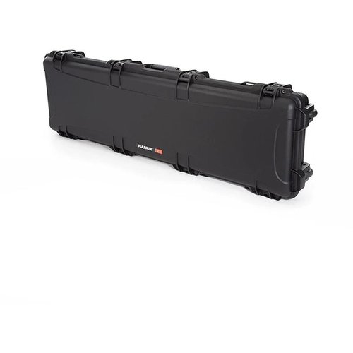 NANUK 995 - kestävä ja vedenpitävä kovakotelo, joka suojaa aseita ja varusteita äärimmäisissä olosuhteissa, mukana ergonomiset kahvat ja ikuisesti voimassa oleva takuu.