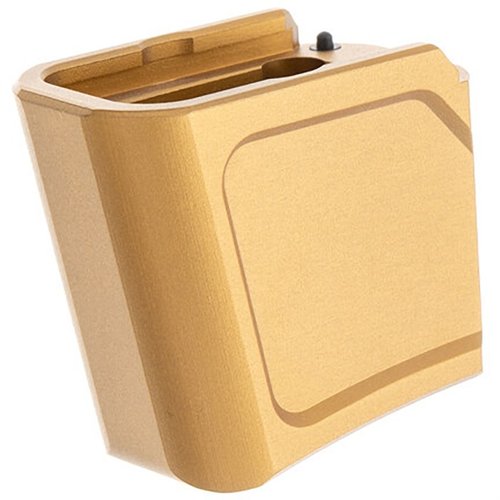 Tyrant CNC MKI +4 Magazine Extension lisää 4 laukauksen kapasiteetin Glock 43X/48:lle, asennus 10 sekunnissa ilman työkaluja ja erinomainen ote.