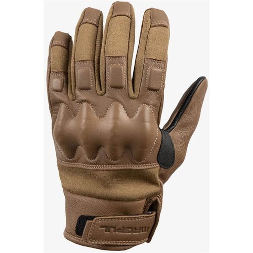 MAGPUL BREACH GLOVE 2.0 tarjoaa erinomaisen suojan D30-nokkaprotektoreilla ja paloa kestävällä Nomex®-materiaalilla, sekä mukautuvan istuvuuden ja kestävyyden.