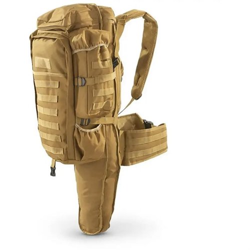 TACTICAL ASSAULT BAG tarjoaa tilavan ja kestävän kuljetuksen varusteille, mukautuvat hihnat, pehmustettu aseosasto ja 900 cu.in. kapasiteetti.