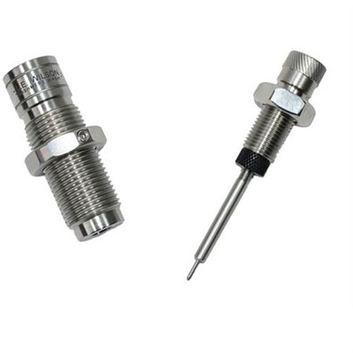 L.E. Wilsonin Bushing Full Length Sizing Die mahdollistaa tarkkuuden säätämisen kaulassa ja rungossa, valmistettu korkealaatuisesta teräksestä.