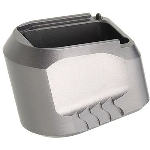 Tyrant CNC:n +5 magazine extension S&W M&P 1.0/2.0: NoBak Spring Plunger -teknologia, kestävä 6061-alumiini, ja nopea vaihtaminen serratoituilla reunoilla.