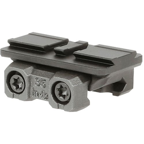 MK2 ACRO AIMPOINT MOUNT yhdistää huipputeknologian ja tyylin, tarjoten erinomaisen kestävyys ja tarkkuus, sekä helpon asennuksen ja säätämisen.