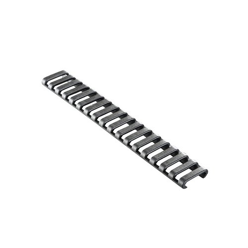 18-SLOT LOWPRO LADDER RAIL COVER parantaa aseenkäsittelyä, suojaa käsiä ja rautoja, sekä tarjoaa mukautuvan, liukumattoman pinnan Picatinny-raudoille.