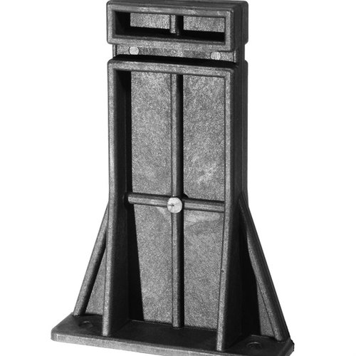 AR-15/M16 SPIKE'S BLOCK tarjoaa vakaat olosuhteet puhdistukseen ja huoltoon, tukee alareseptiä ja voidaan kiinnittää työpöydälle tai käyttää seinätelineenä.